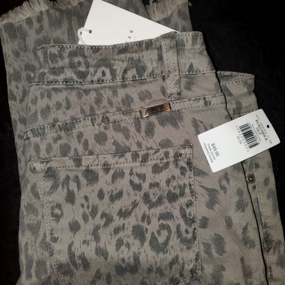 Kancan size 30 ankle